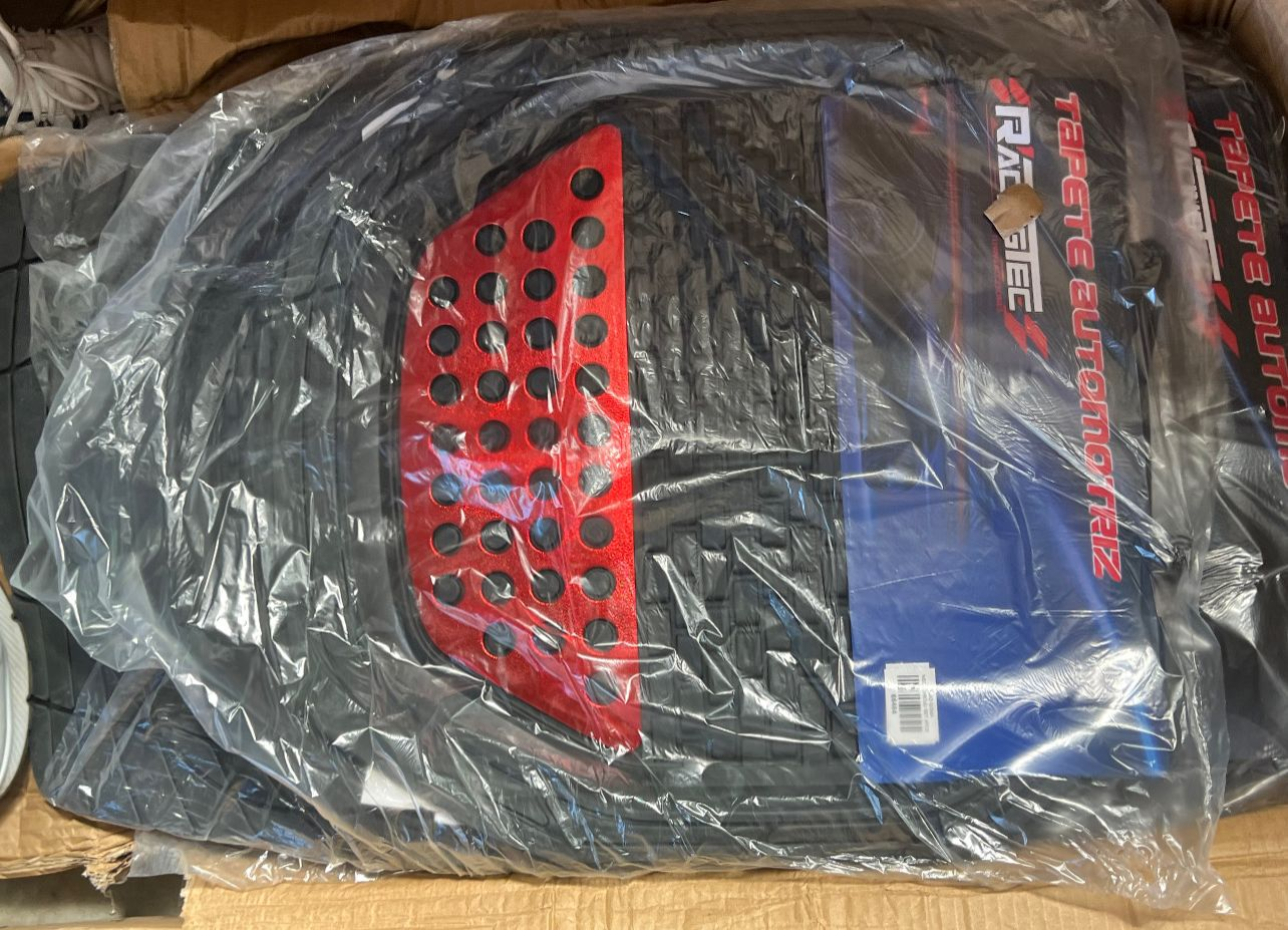 CUBREPISO 4PCS ROJO PEQUEÑO